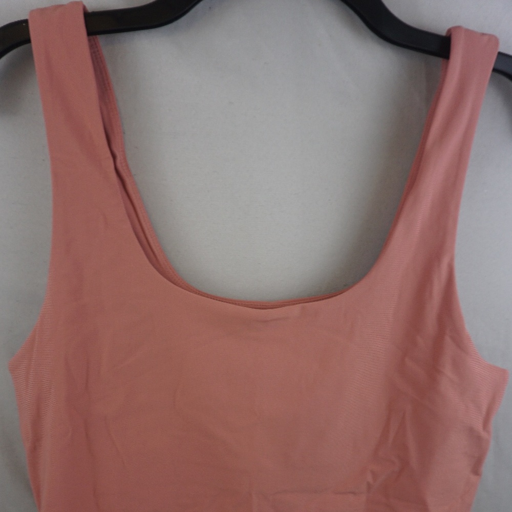 Fabletics  Lydia Built-In Bra Tank Size Large NWTags